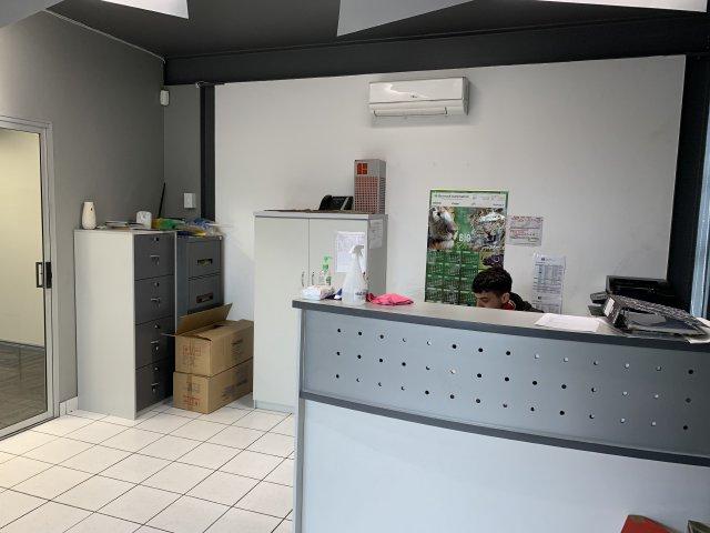To Let Commercial Property for Rent in Paarden Eiland Western Cape